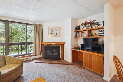 Pinnacle E01 - Housity
