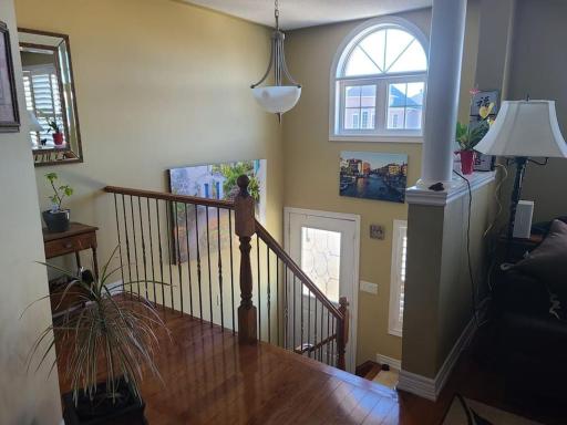 Top Floor of House in S Vaughan All to Yourself - Housity