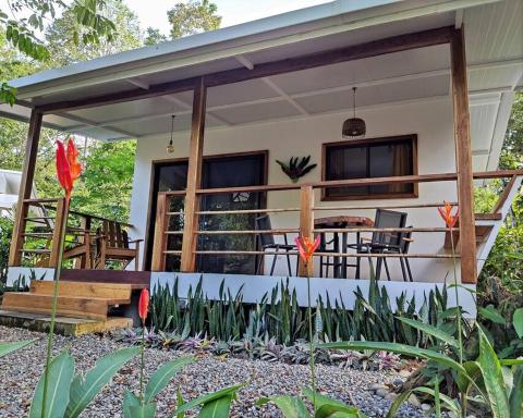 Little Yemanja Bungalow - Housity