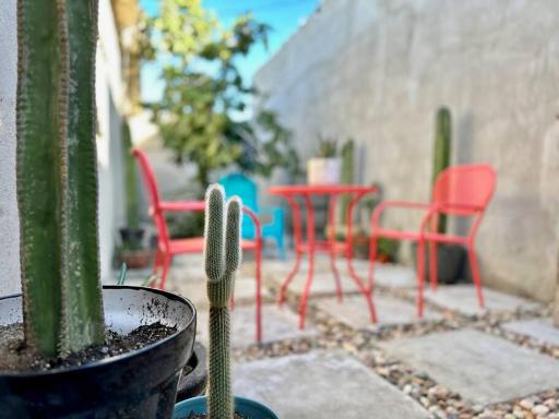 Charming 3BR Oasis, 5 min fr USA - AC in every RM - Housity