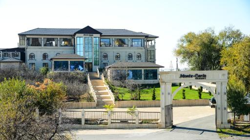 Monte-Carlo resort - Housity