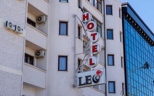 Hotel Leo - Housity