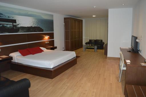 Hotel Spa Odeón - Housity