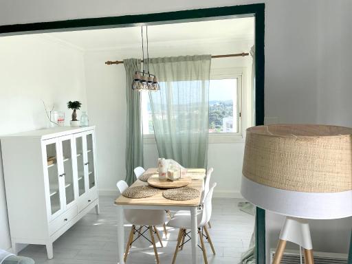 Appartement de 2 chambres avec vue sur la mer balcon et wifi a Toulon a 5 km de la plage - Housity