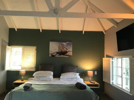 Aluve Guesthouse - Housity