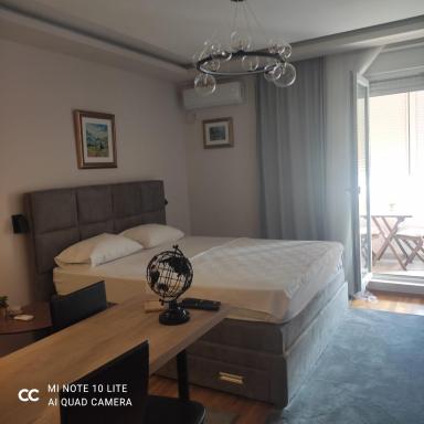 Studio Ana 2022 - Housity