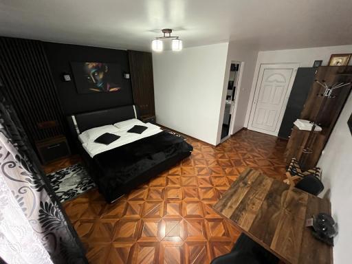 Dry Valley - Housity