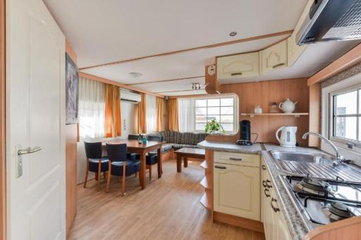 CHALET FOR 2 AT THE BEACH - Housity