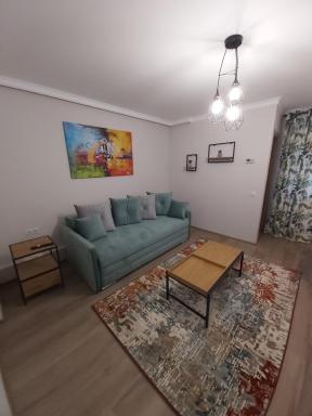 Modern Studio - Housity