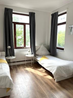 Grosse stylische Monteurswohnung/Zimmer - Housity
