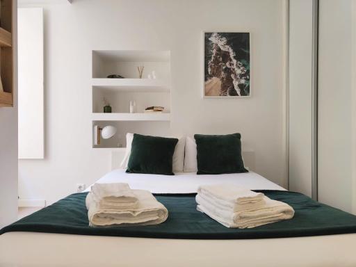 Terrace - Green Essence Apartment - Housity