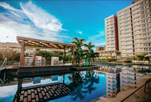 Evian Thermas Residence - Apartamento de frente para piscina - Housity