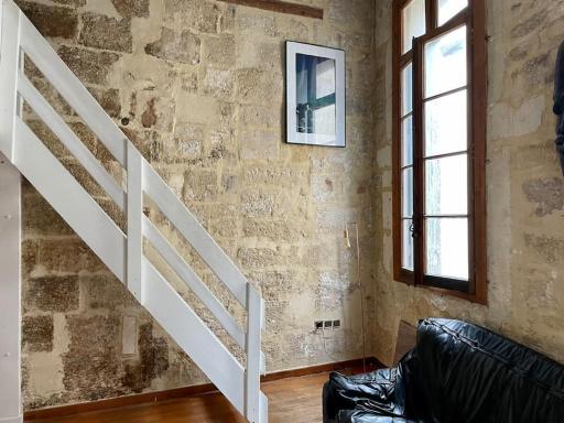 Appartement de caractère au cœur du centre-ville - Housity