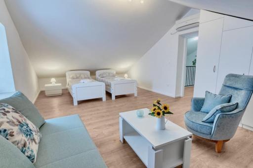 Holiday Home Beba - Housity