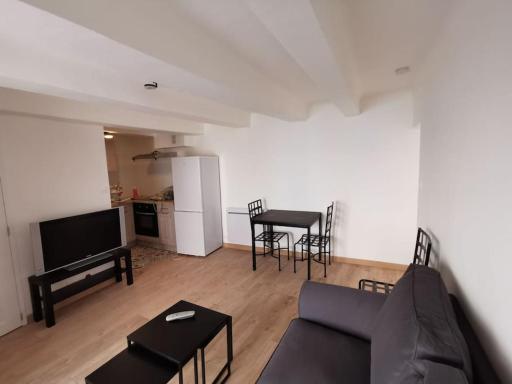 Le Hameau - Bel appartement au centre de Vinon - Housity