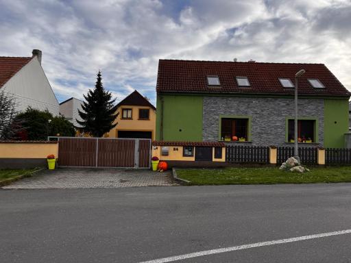 Nový a krásný apartmán v blízkosti Košťálova - Housity