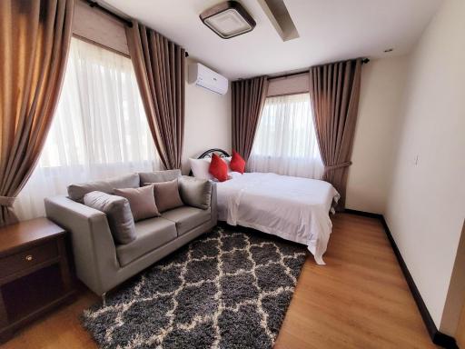 La Donna Transient Houses - Housity