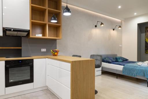 Shy but shining! Lovely, stylish & fully equipped. - Housity