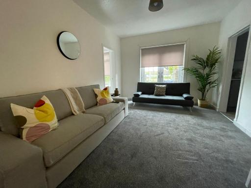 Cardonald House - Housity