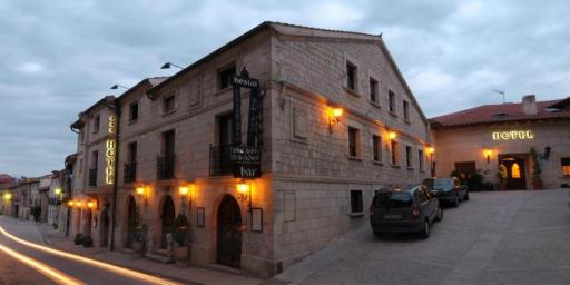 Hostal Santo Domingo de Silos - Housity