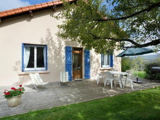 Gîte Familial et Confortable avec Jardin, Cheminée et Proximité Nature - Animaux Acceptés - FR-1-489-41 - Housity