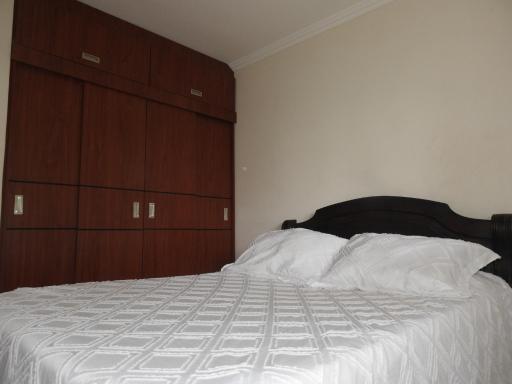 Agradable casa en conjunto cerrado - Housity