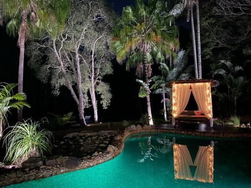 Heavenly Hideaway 20 minutes drive to Broadbeach - Housity
