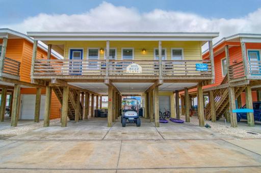 Beach Buzz - House - Housity