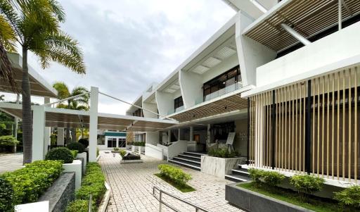 SOUTHPICKRESORT & HOTEL INC. - Housity
