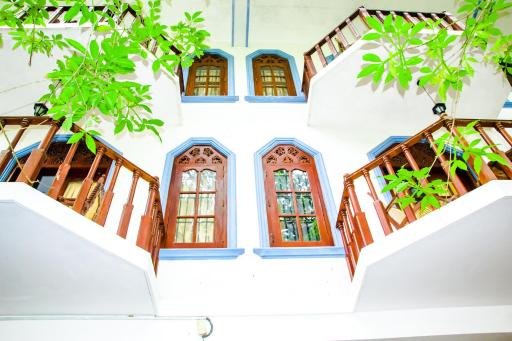 No Name Rest - Housity