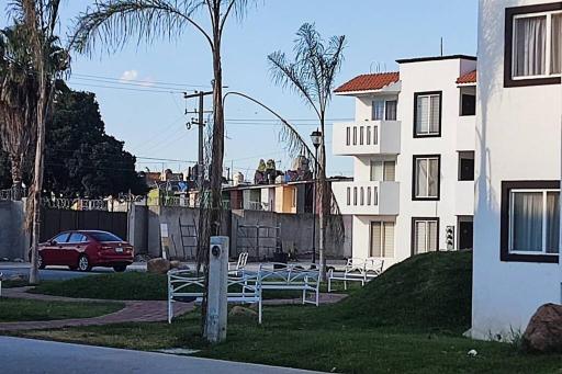 Hermoso departamento en coto privado y planta baja - Housity