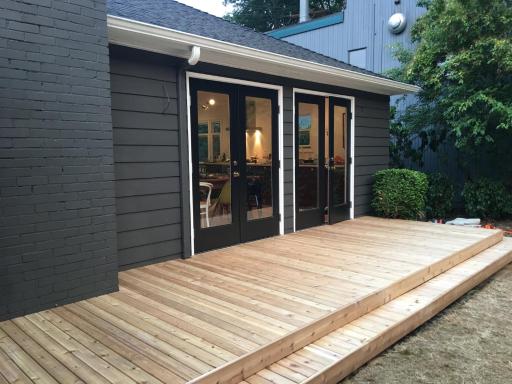 Open Layout with Patio! Cozy 2BR by the UW Arboretum home - Housity