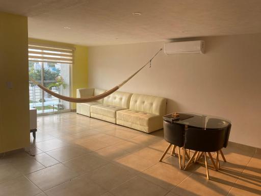 Hermoso departamento con alberca climatizada, gym y lago artificial - Housity