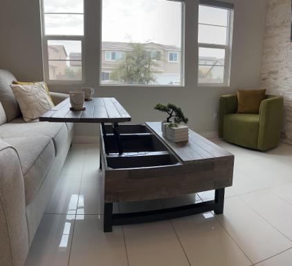 Brand New Modern Style Gen Suite - Housity