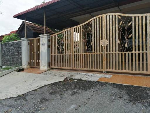 SRI WANG HOMESTAY @ ARAU - Housity