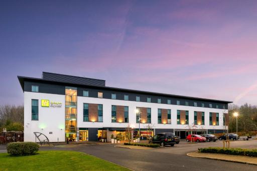 Holiday Inn Express Burnley M65 Jct 10, an IHG Hotel - Housity