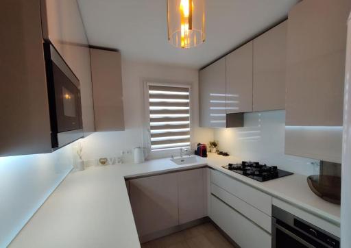 App 5 pers, parking, 3mn RER A, 40 mn du centre de Paris, Cergy le Haut - Hizvo