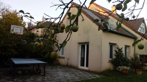 Havre de Paix à 500 m du Virage Mythique des 24 Heures - Housity