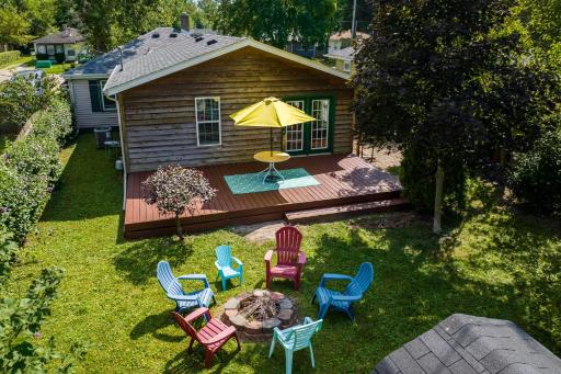 Lake Retreat - Ski, Ice Fish, and Snowmobile! - Housity