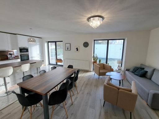 Veselá Lama Apartmány Janovice - Housity
