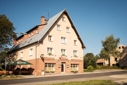 Penzion Avionika - Housity