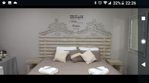 Vaaldam Accommodation - Housity