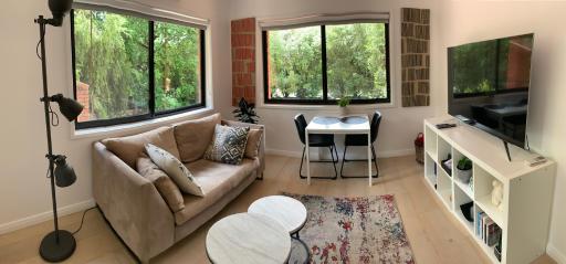 Adorable 1 bedroom private apartment - Housity