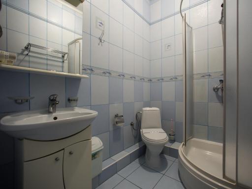 Gala Hotel - Housity