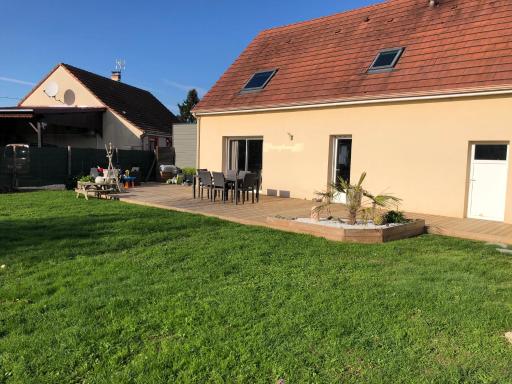 Belle maison proche du Mans - Housity