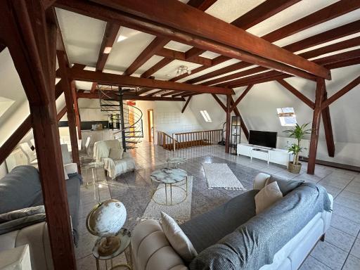 Schöne große Maisonettenwohnung in Weißenthurm - Housity