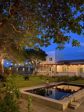 Barra Beach House - Housity