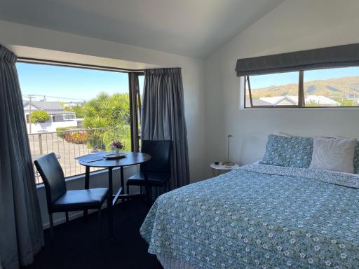 Colonial Motel - Housity