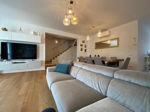 Beatrice Luxury Home - Hizvo