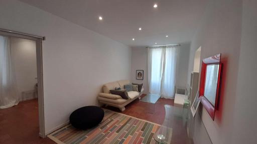 Appartement centre ville rue piétonne - Housity